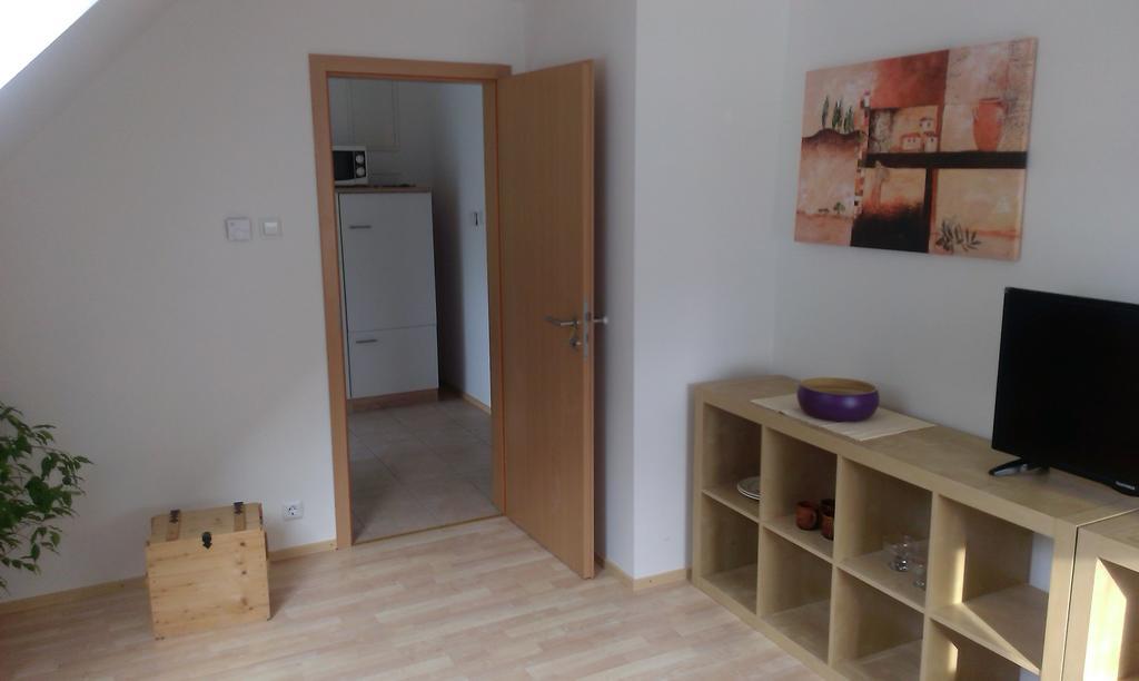 Sarah Klein Aber Fein Apartment Wellesweiler Екстериор снимка